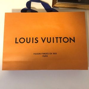 100% AUTHENTIC Louis Vuitton Shopping Bag